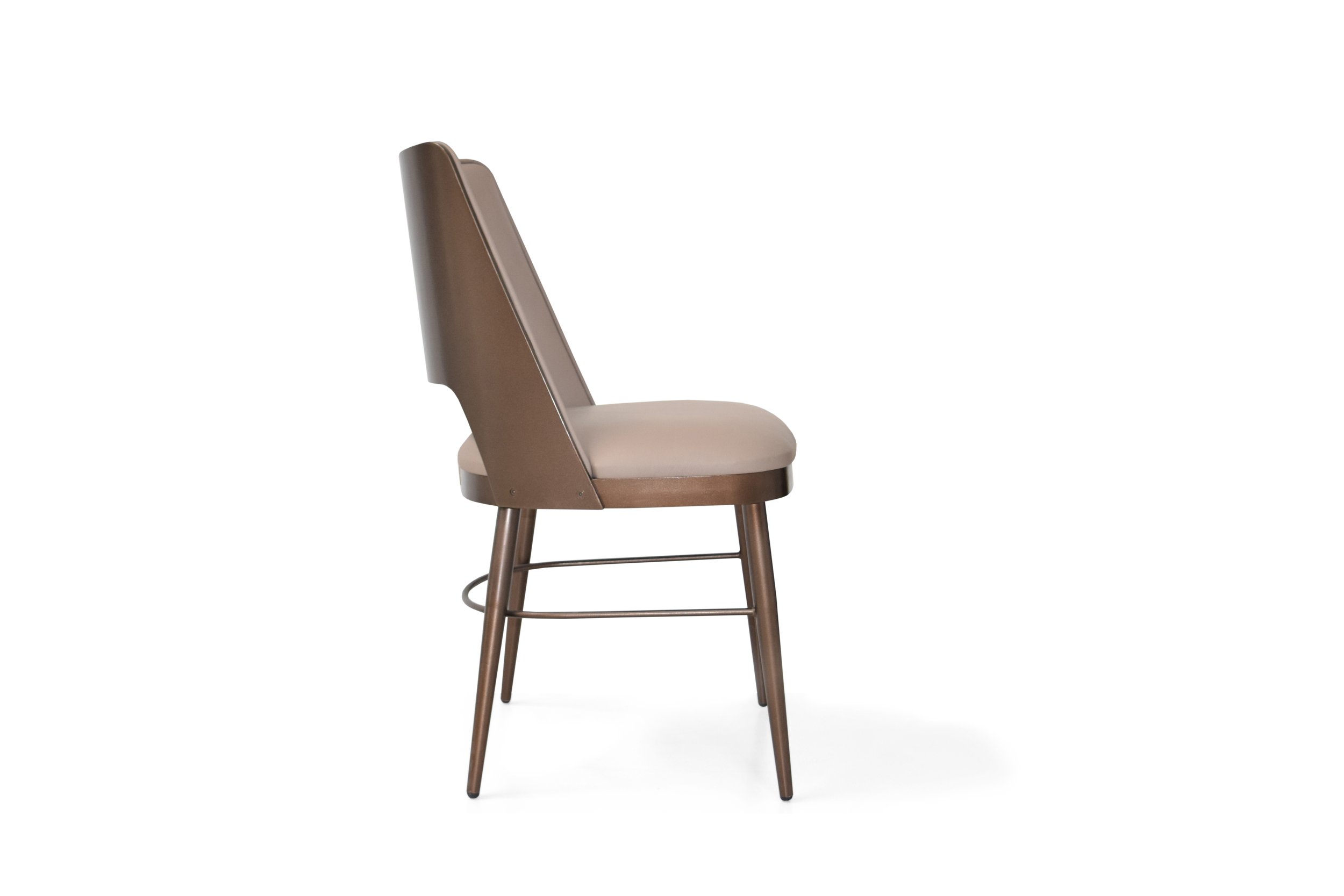 Side profile of Devy dining chair with arms