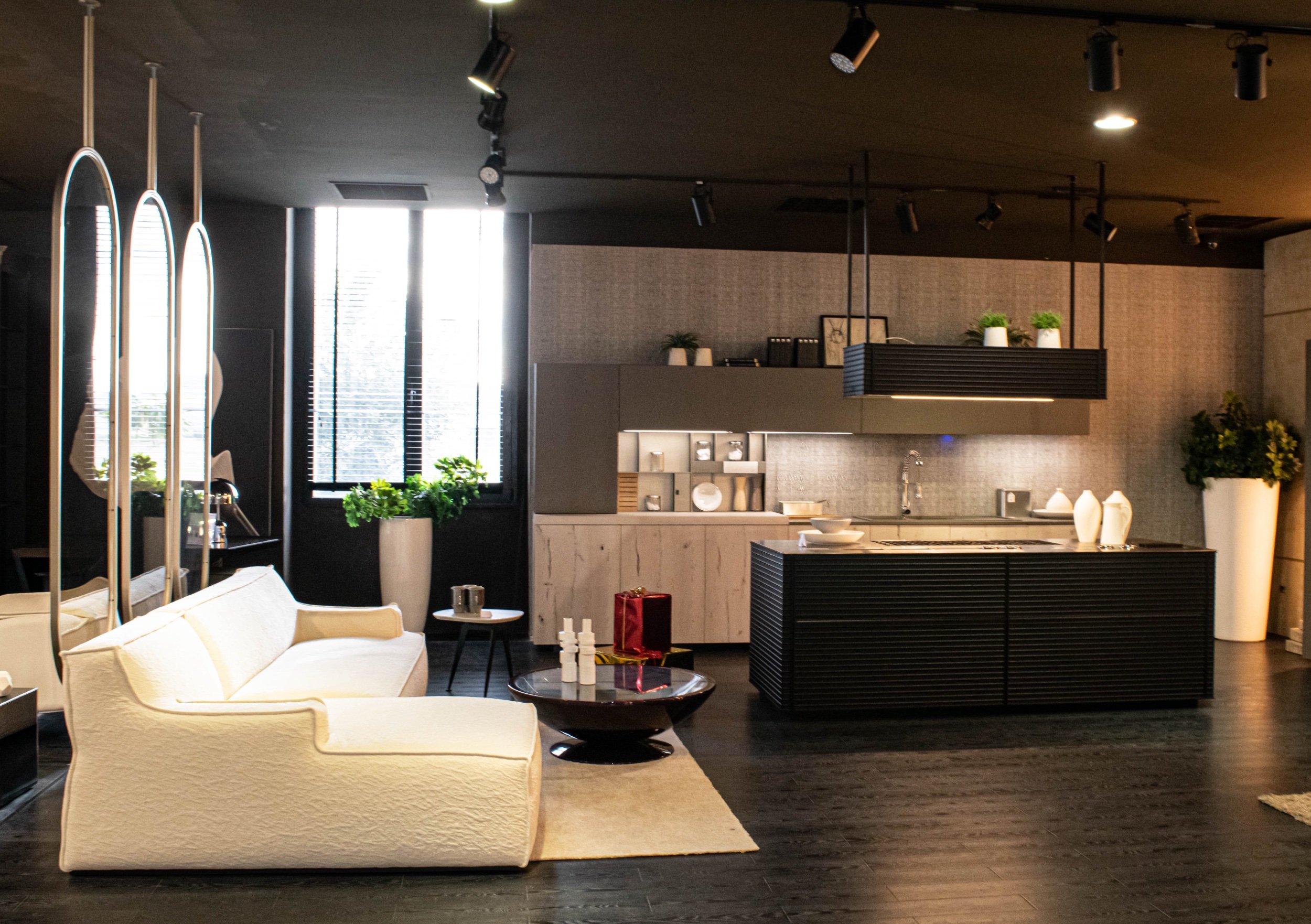 Amon sectional sofa in spacious contemporary living room