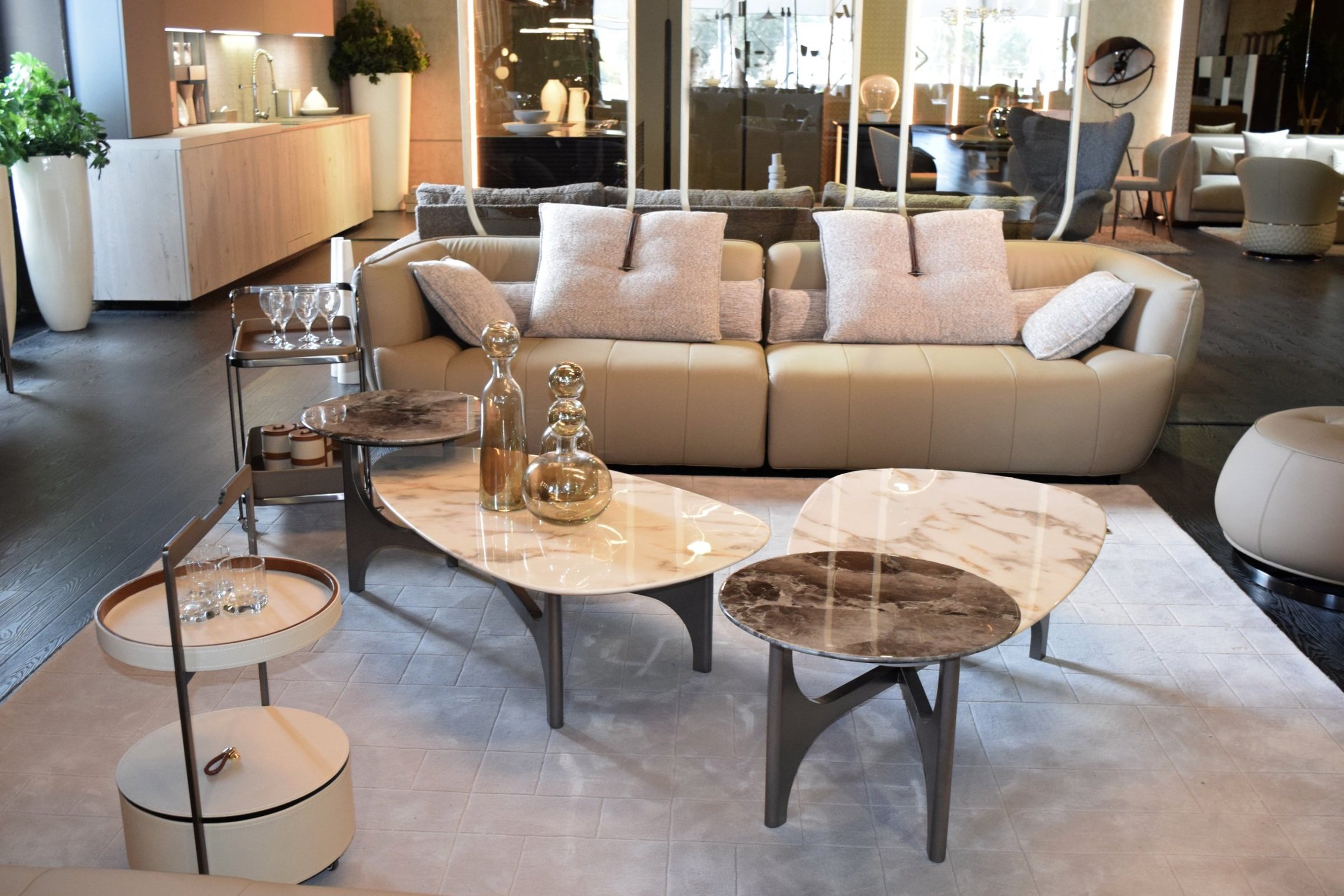 .Top-down view highlighting Allure’s wide seat cushions