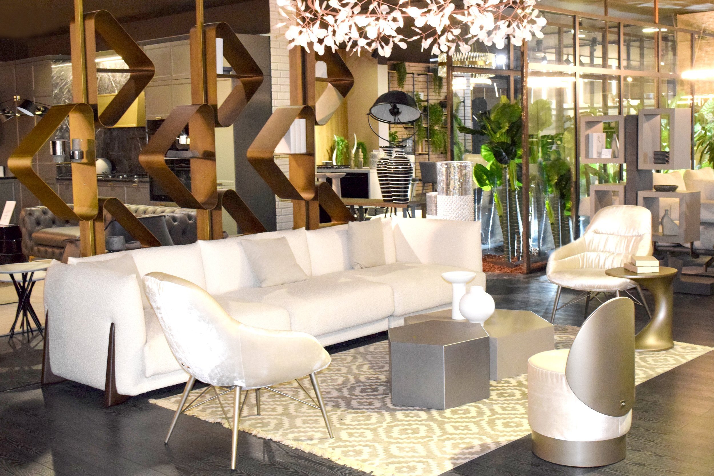 Contemporary 3-seater Hazel Sofa in stylish interiors