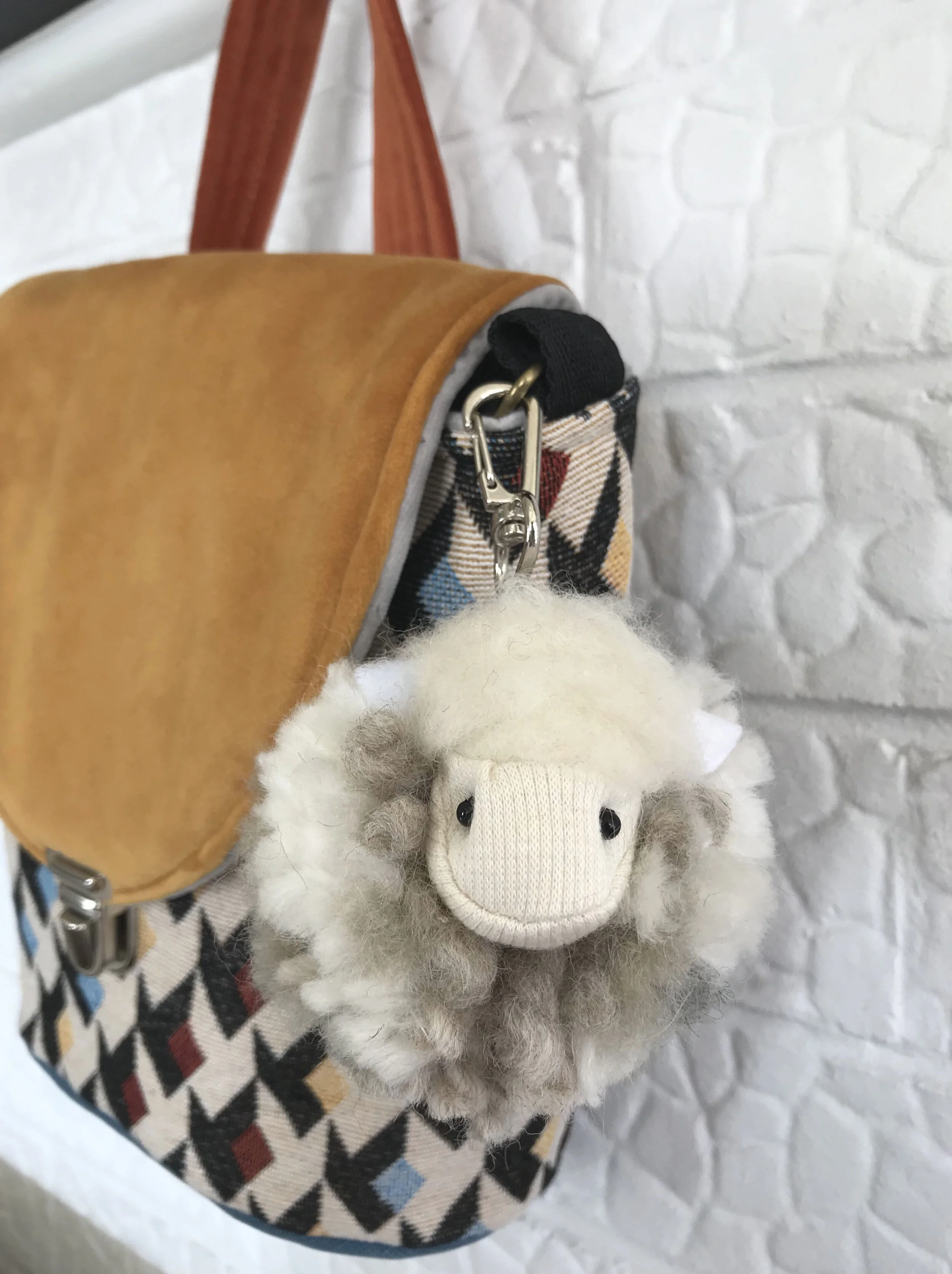 Sheep Pom Pom Clip