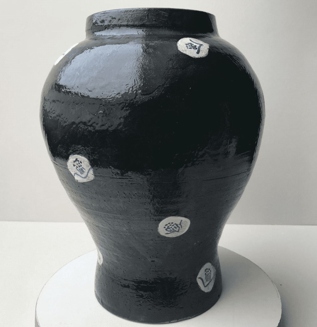 Black Vase.2019-01-30 22_11_21.gif