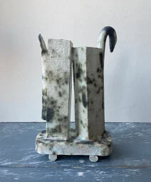 swan vase - 1 (1).jpg