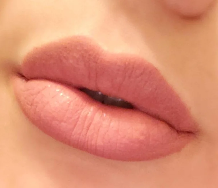 lean in lips.jpg