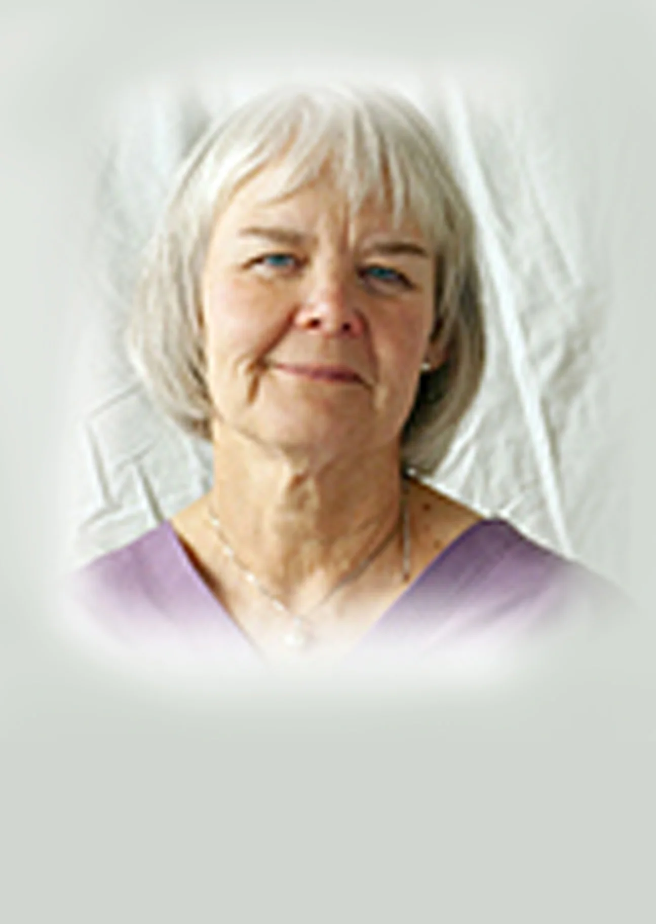 staff_carol_k150.jpg