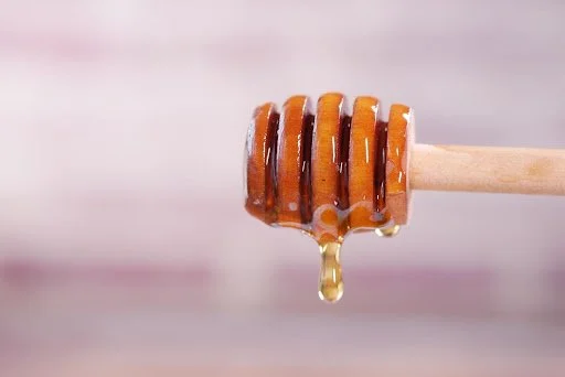 honey dripping