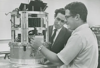 Brian O'Brien, left, then a Rice professor, and his student David Reasoner work on a moon-bound experiment in the 1960s. Photo courtesy of the Fondren Library