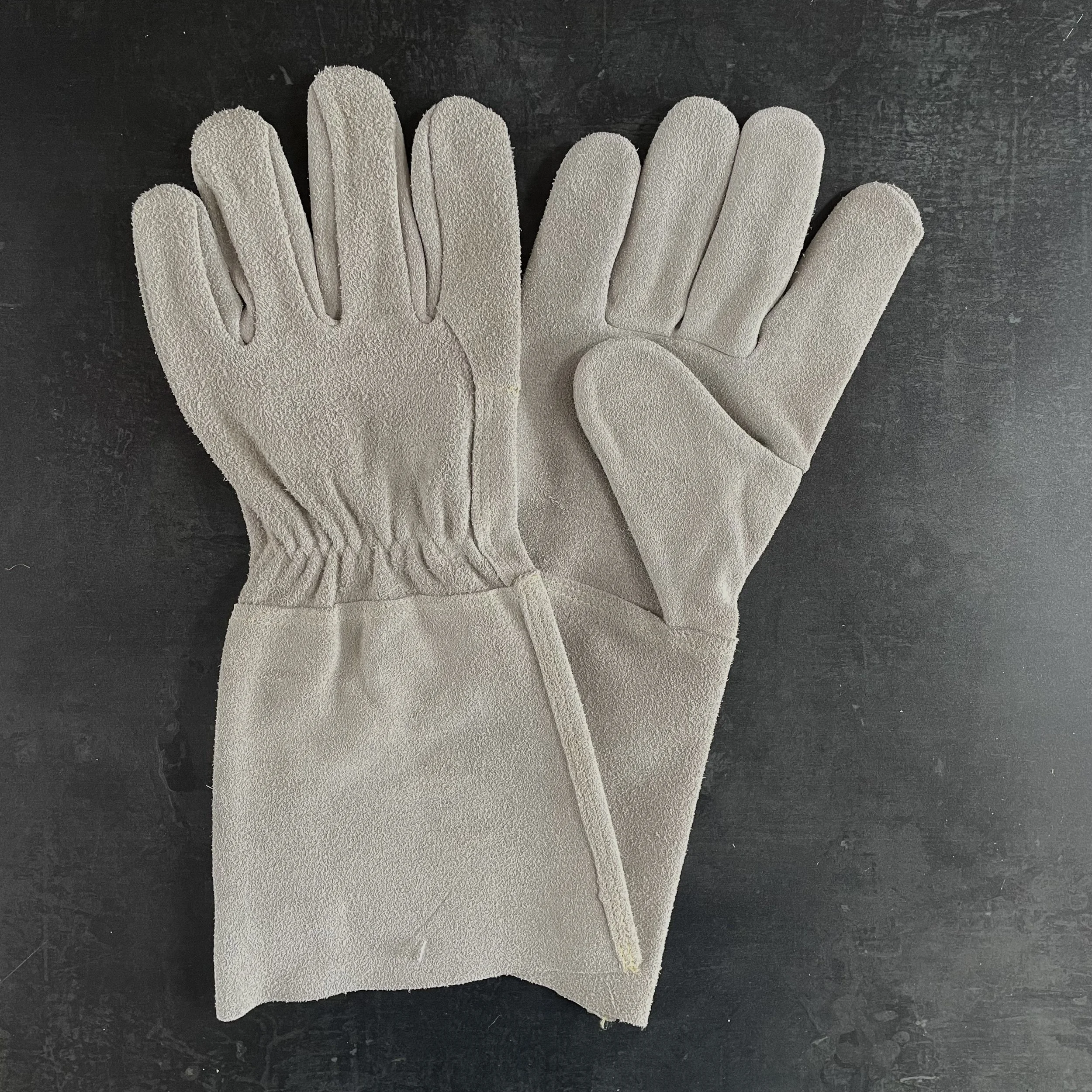 Suede Gauntlet Gloves