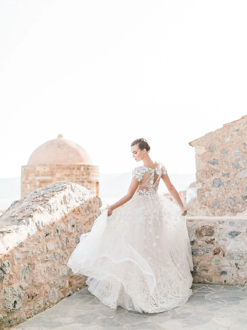 Graceful Bridal Inspiration in Greece