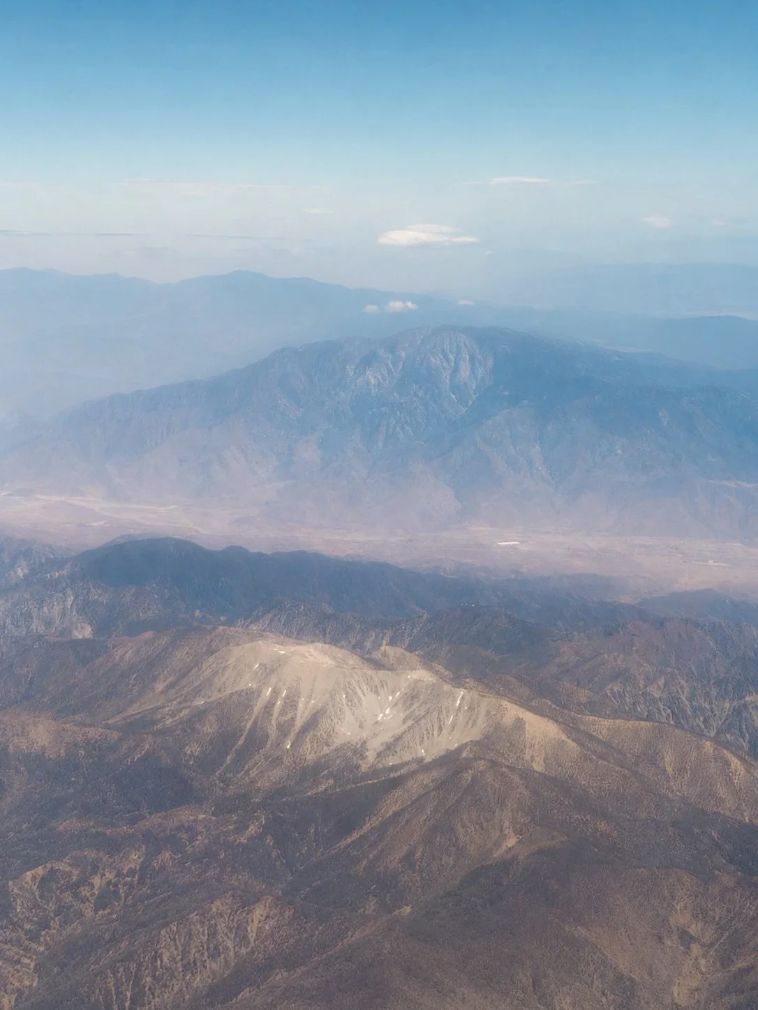 katie-rodgers-los-angeles-mountains.jpg