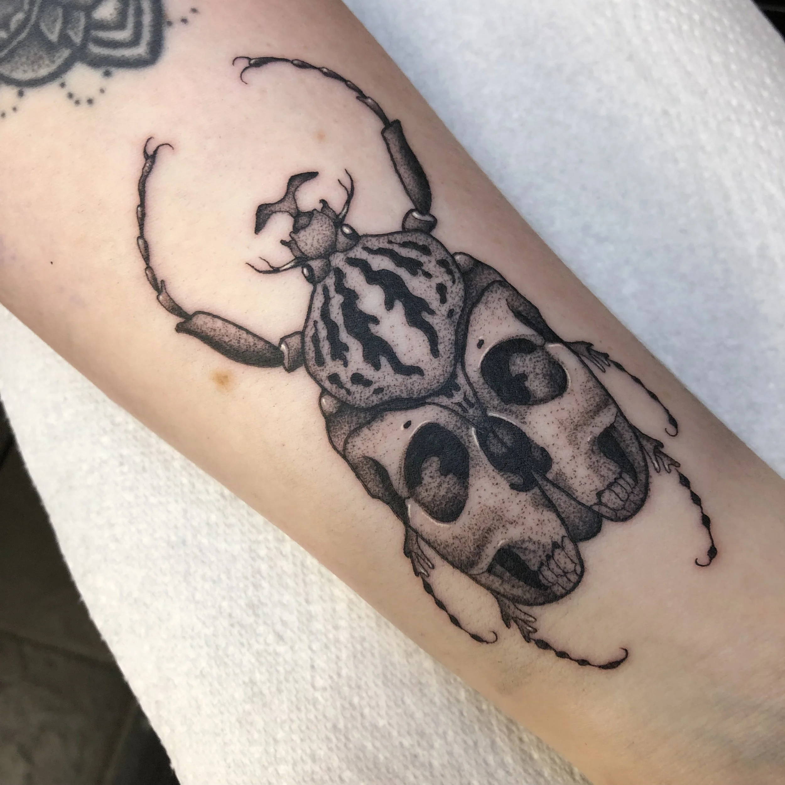 Abstract fine line tattoo