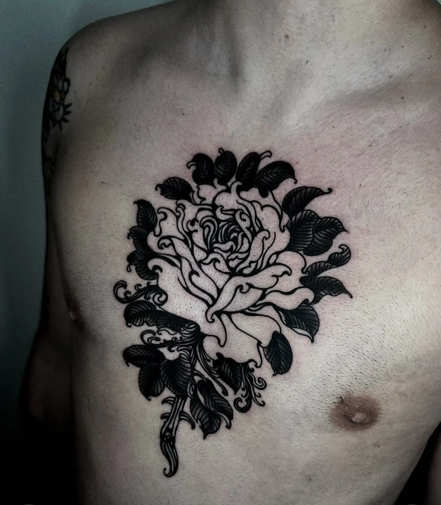 Done by @lukey.wolf 👉 for bookings email him at wolfietattooer@gmail.com  #lukeywolf #blackworktattoo #redpointtattoo #london #londontattoo #blkttt