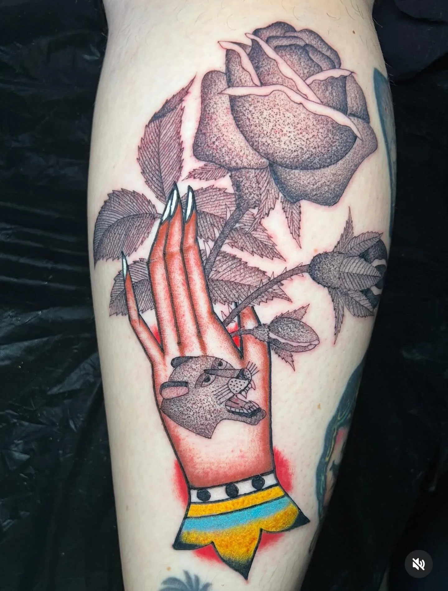 Done by @teidetattoo in our London studio. For bookings: info@redpointtattoo.com⁣​​​​​​​​​​​​​​​​​​ #teidetattoo #redpointtattoo #traditionaltattoo ⠀⁠⠀⠀⠀⠀⠀⠀⠀