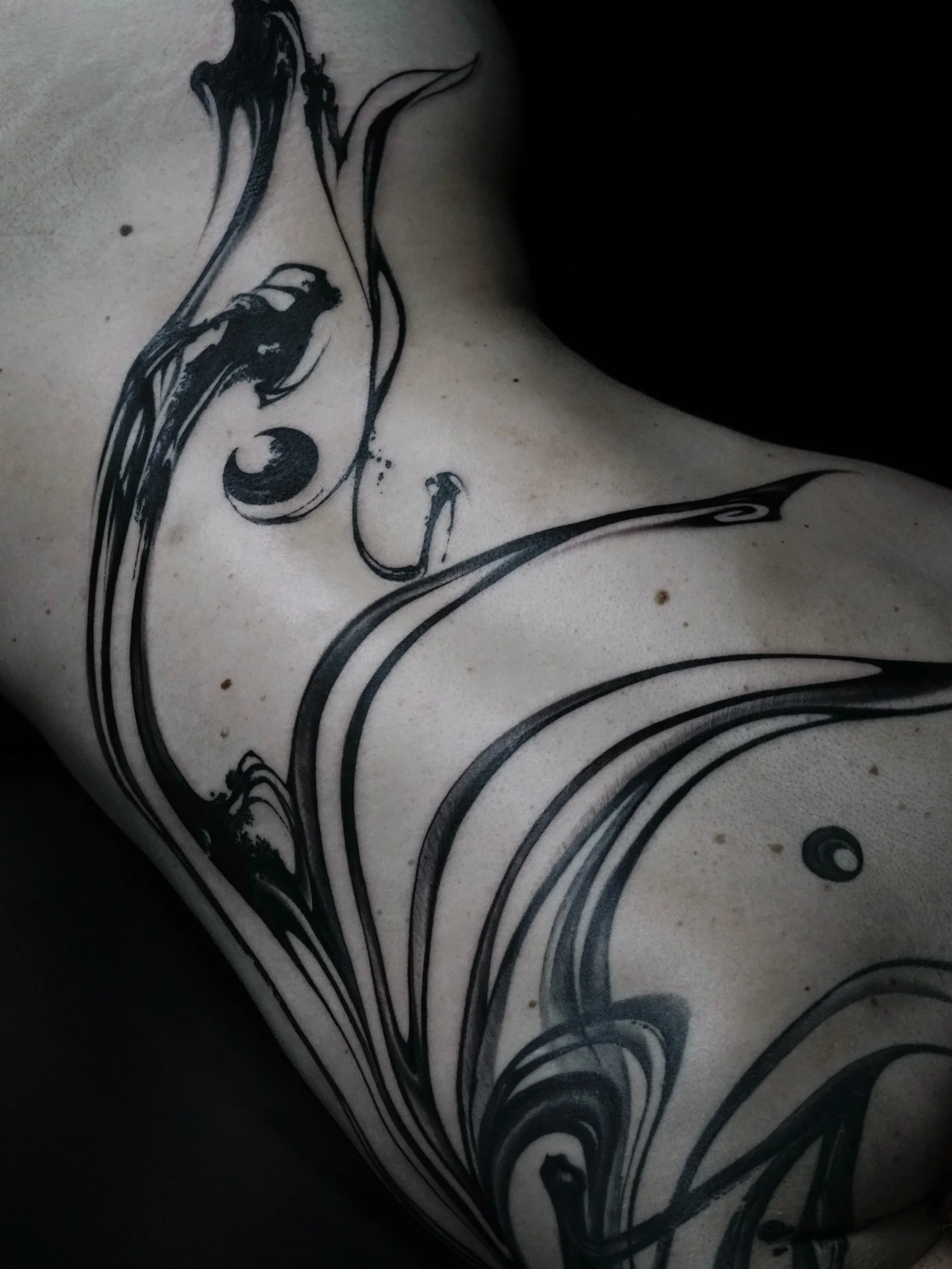 Done by @amjad_tat for info &amp; bookings 📩  info@amjadtattoo.net
&bull;
&bull;
&bull;
#amjadtattoo #redpointtattoo #londontattoo