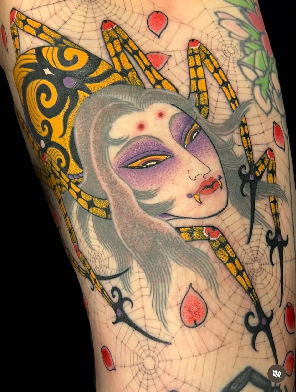 Done by @claudiadesabetattoo for info &amp; bookings 📩 info@redpointtattoo.com
&bull;
&bull;
&bull;
#redpointtattoo #londontattoo #redpointtattoo