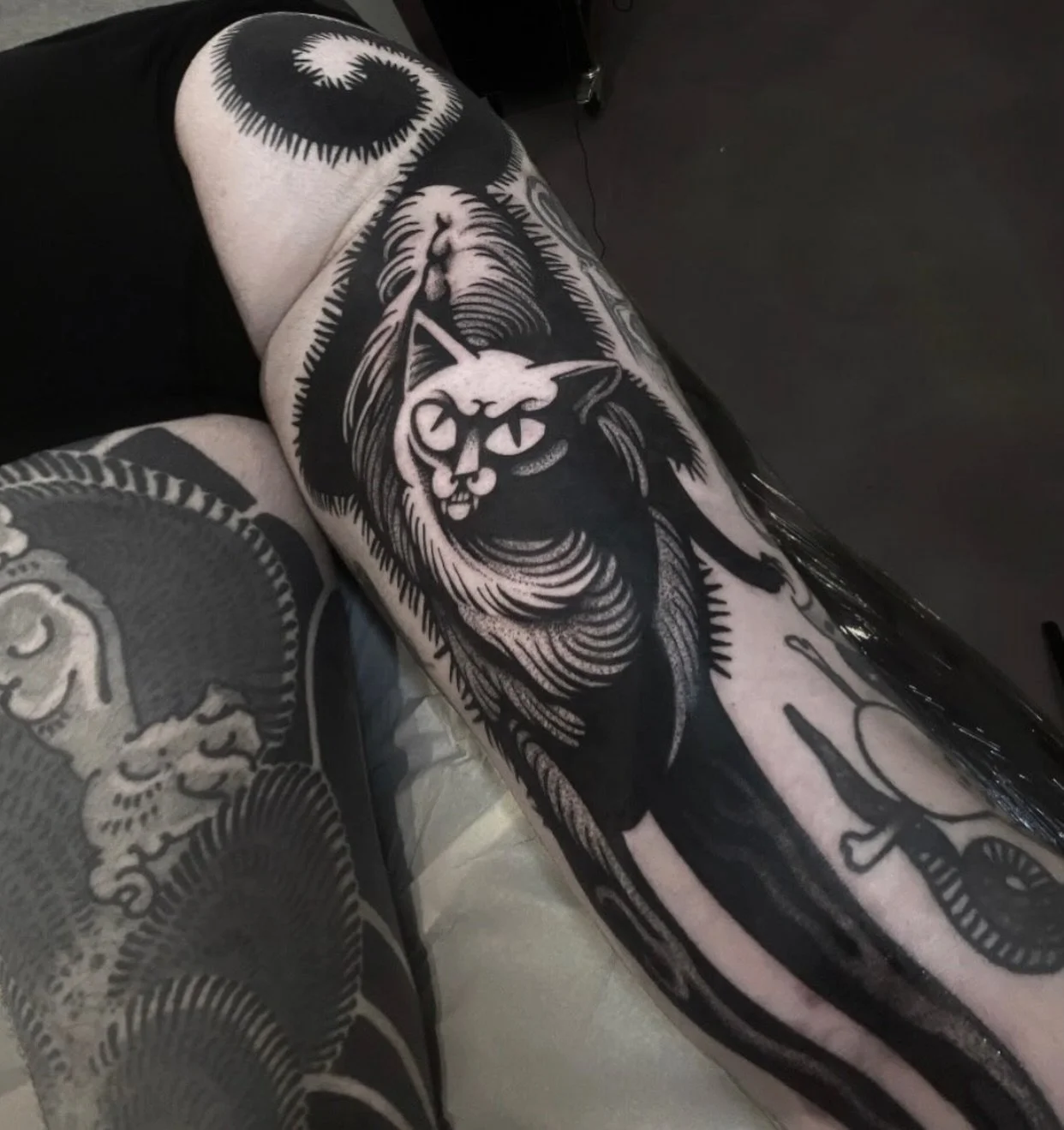 Done by @mishlatattooillustration for info and bookings 📩 mishlastuff@gmail.com 
&bull;
&bull;
&bull;
#redpointtattoo #mishlatattoo #londontattoo