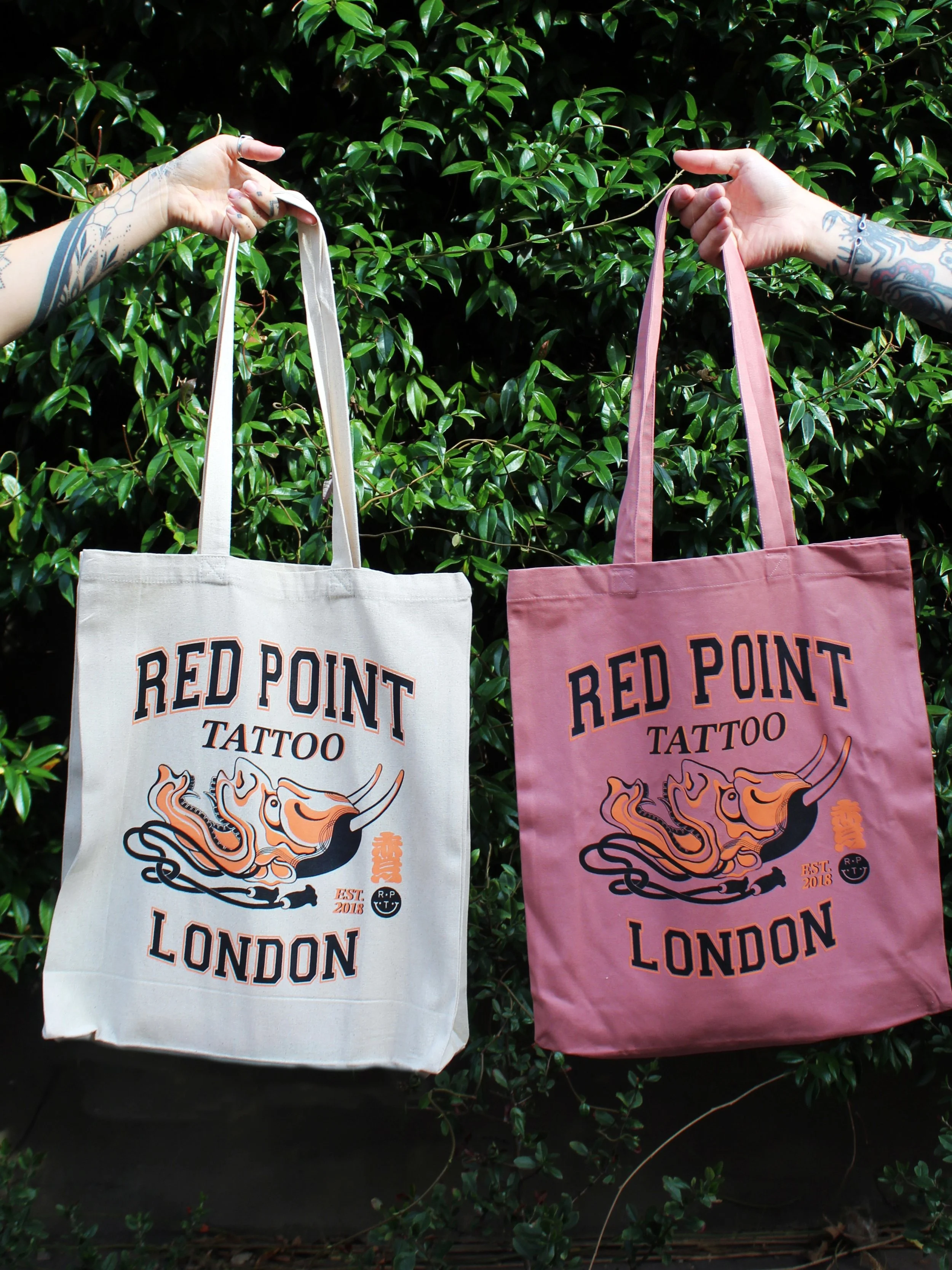 New RPT tote bags!

Designed by @claudiadesabetattoo 

3 different variations in natural, rose pink and fern green, 100% cotton recycled canvas, has lots of room for larger items like books and bottles with long comfortable straps. 

::::::::::::::::