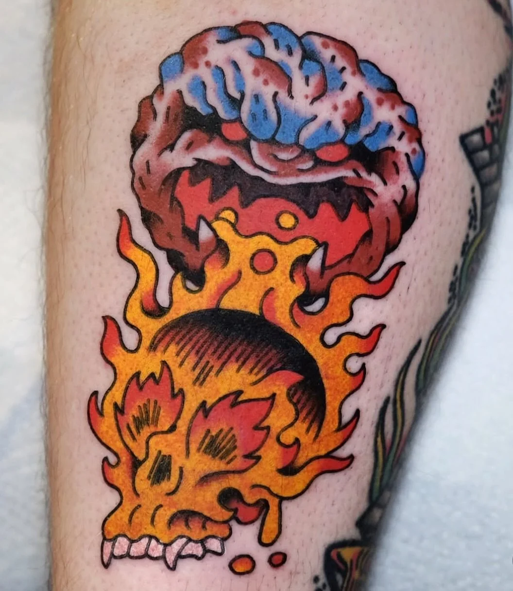 Chaos Orb from Magic The Gathering by @danmorenotattoo for info &amp; bookings 📩 info@redpointtattoo.com
.
.
.
#danmoreno #boldtattoos #londontattoo
