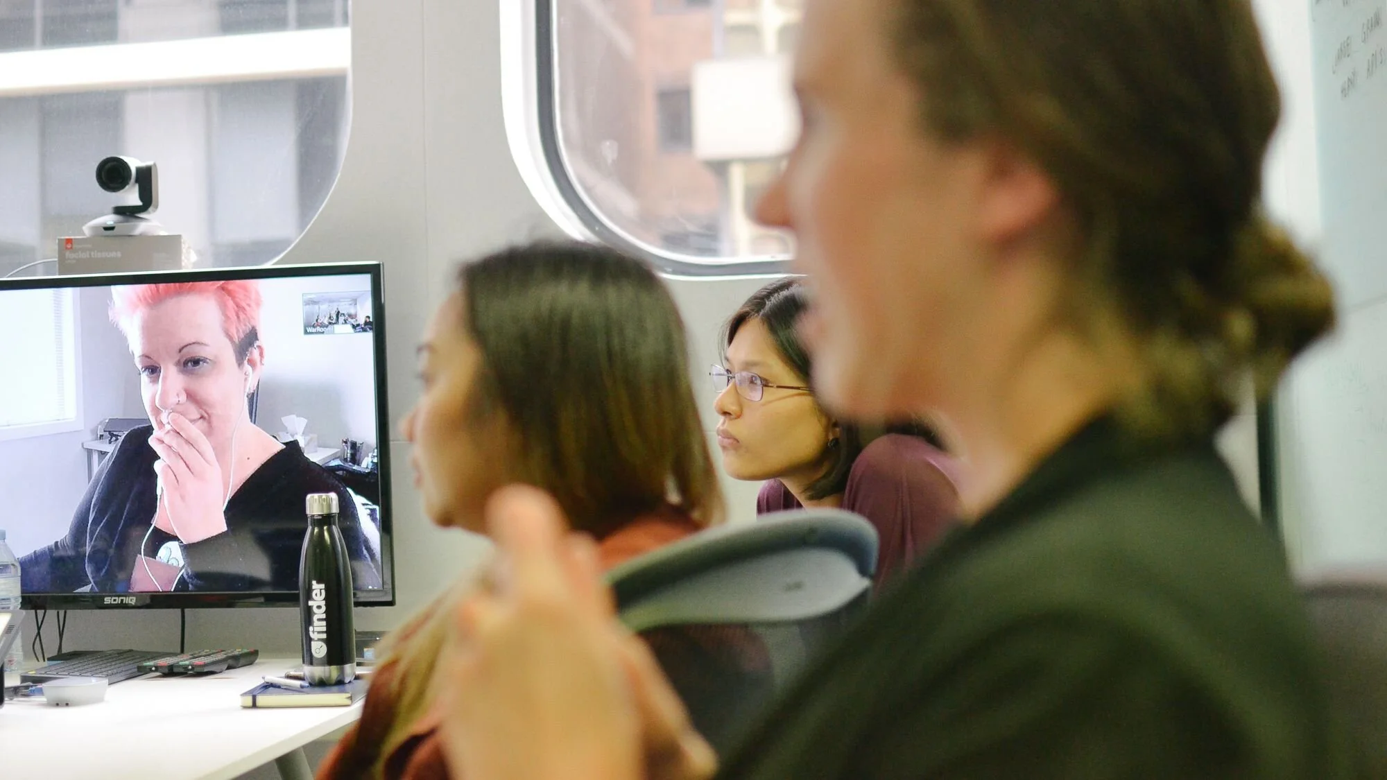 Alternative paths to software engineering for women