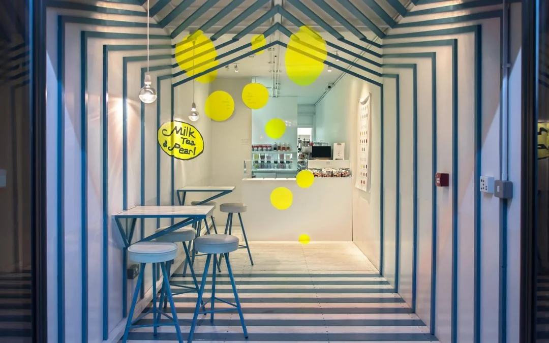 Thích Thú Với Thiết Kế Quán Trà Sữa Nhỏ Độc Đáo Trong Container