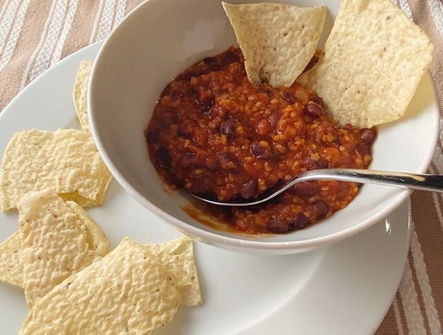 Updated the pictures and added more detailed stove top instructions for one of my favourite recipes: Vegan Chipotle Chili. 💯💯💯 This recipe can be made in 30 minutes from ingredients you keep in your pantry. It&rsquo;s perfect for right now if you&