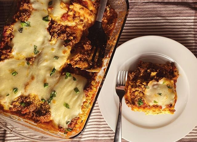 New post: Classic Beef Lasagna! Enough said. Link in bio for recipe 🧀⠀⠀⠀⠀⠀⠀⠀⠀⠀⠀⠀⠀ ⠀⠀⠀⠀⠀⠀⠀⠀⠀⠀⠀⠀ ⠀⠀⠀⠀⠀⠀⠀⠀⠀⠀⠀⠀ ⠀⠀⠀⠀⠀⠀⠀⠀⠀⠀⠀⠀ ⠀⠀⠀⠀⠀⠀⠀⠀⠀⠀⠀⠀ ⠀⠀⠀⠀⠀⠀⠀⠀⠀⠀⠀⠀
#freshtodess #recipes #cooking #easyrecipe #kitchn #feedfeed @thefeedfeed #homemade #foodblog #foodblo