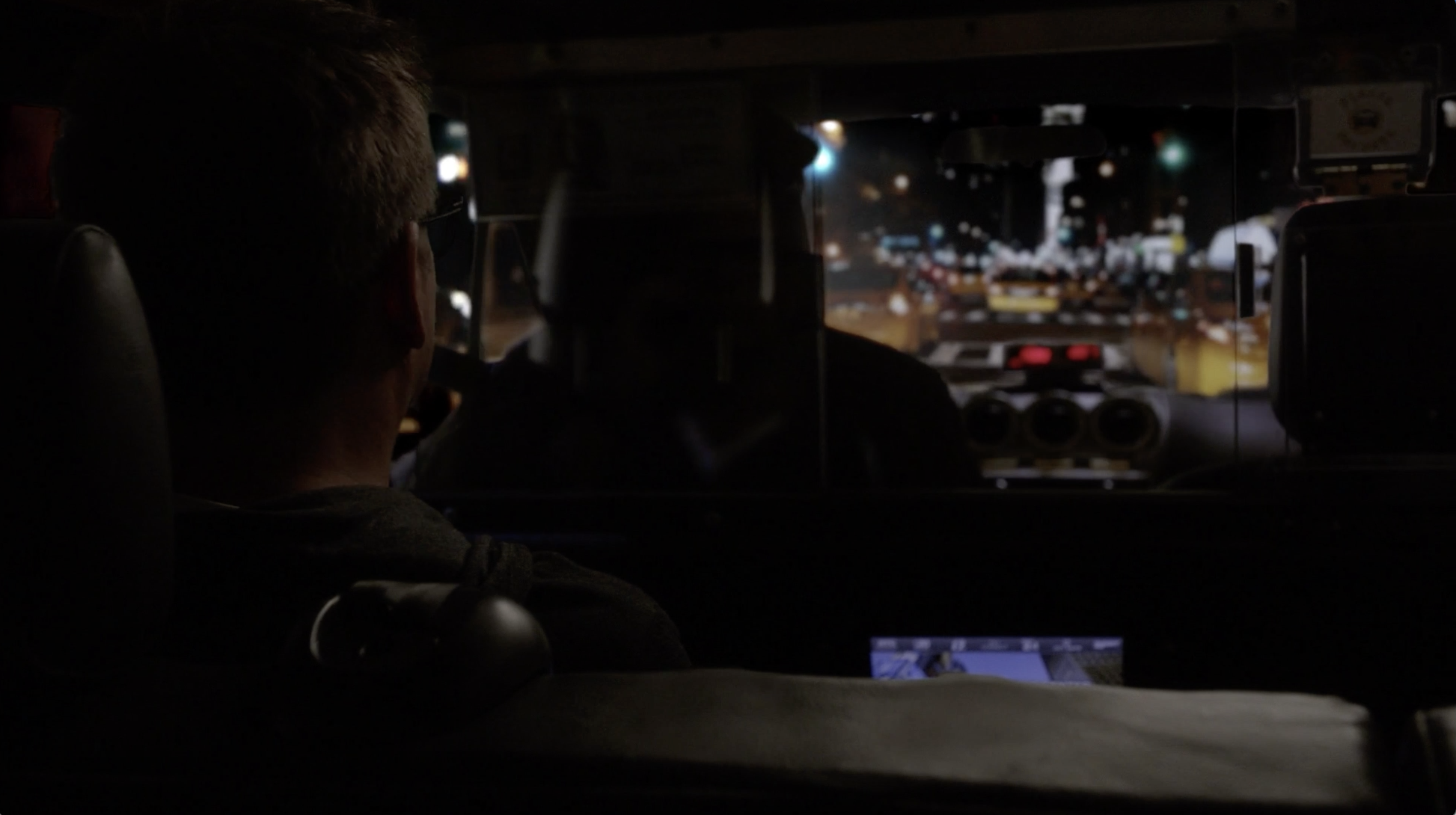 Bull Driving Footage New York City S03E01 5.png