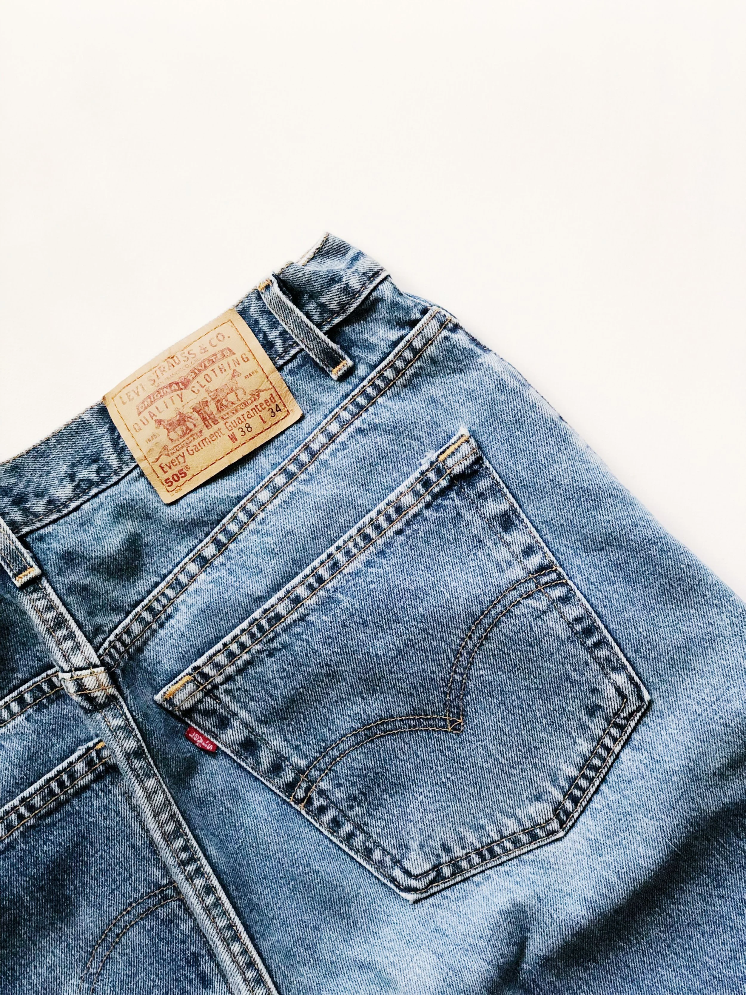 Levi's 505 size 38x34 — Left Hand Twill