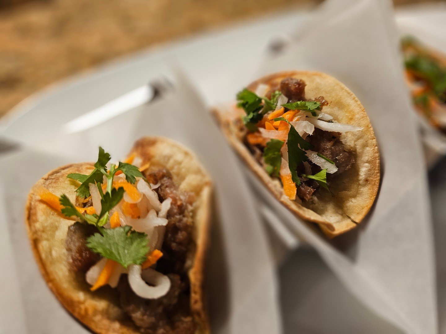 Who's joining the Taco Tuesday club? 🌮 One bite of these stunning Ba&ntilde;h M&igrave; tacos and you'll be transported straight to flavor town! #TacoTuesday #FoodieFun

Hire us for your next event and request these be on the menu!

Busy Bee
📱858-4