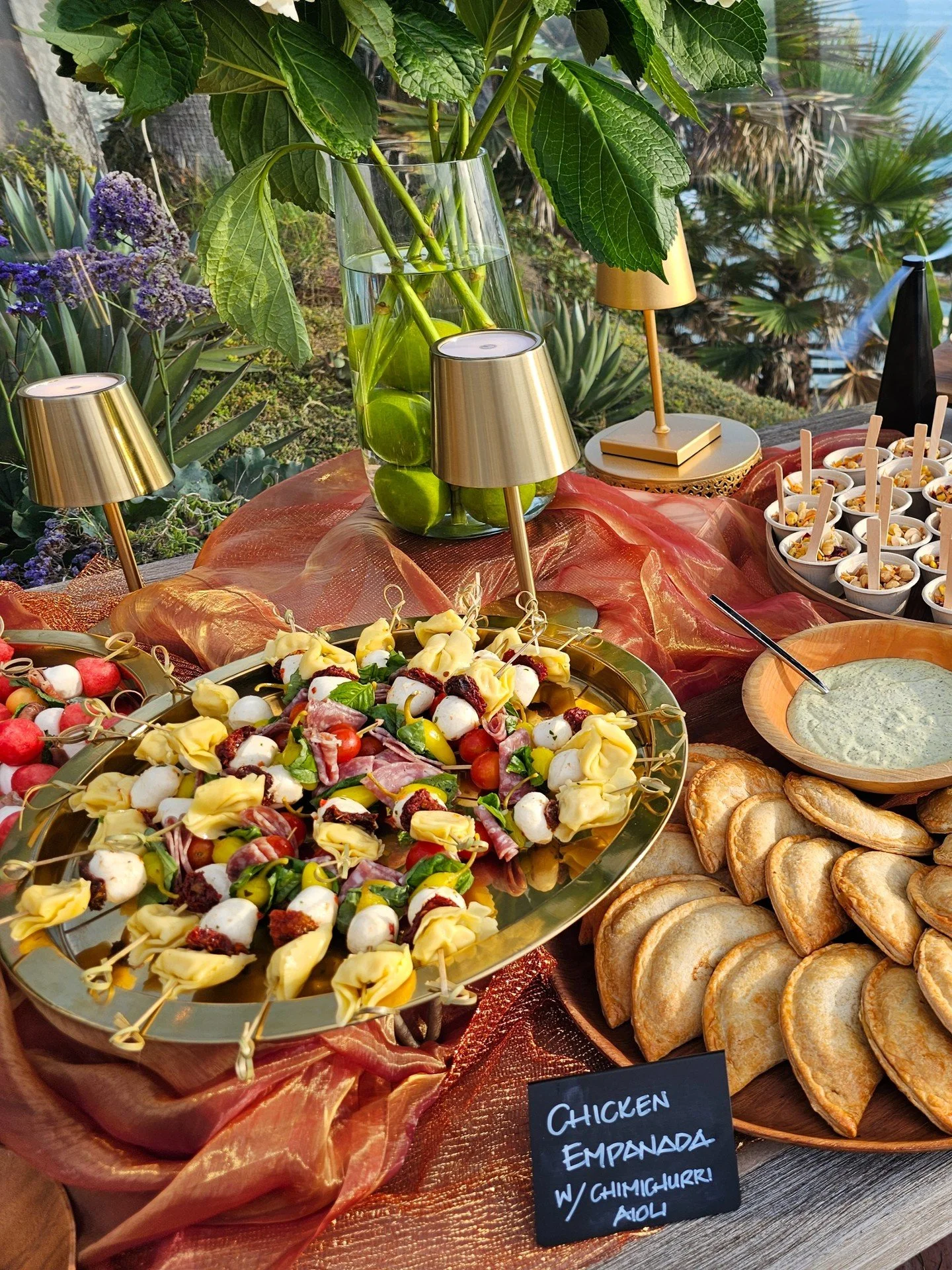 Every detail — from the draped table fabric to the lime-filled centerpiece — was curated for aesthetics AND appetite.
Your guests don’t just eat.
They explore. They rave. They post about it before the second skewer hits their plate.