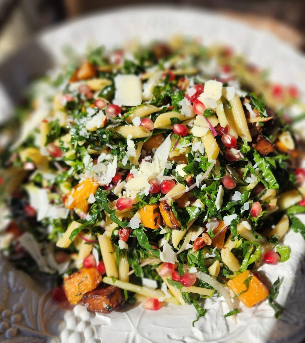 This is not your average &ldquo;side dish.&rdquo;

It&rsquo;s layered. It&rsquo;s fresh. It actually has personality.

Citrus, greens, pasta, crunch&hellip; every bite hits different.

Because even the &ldquo;simple&rdquo; dishes should feel intentio