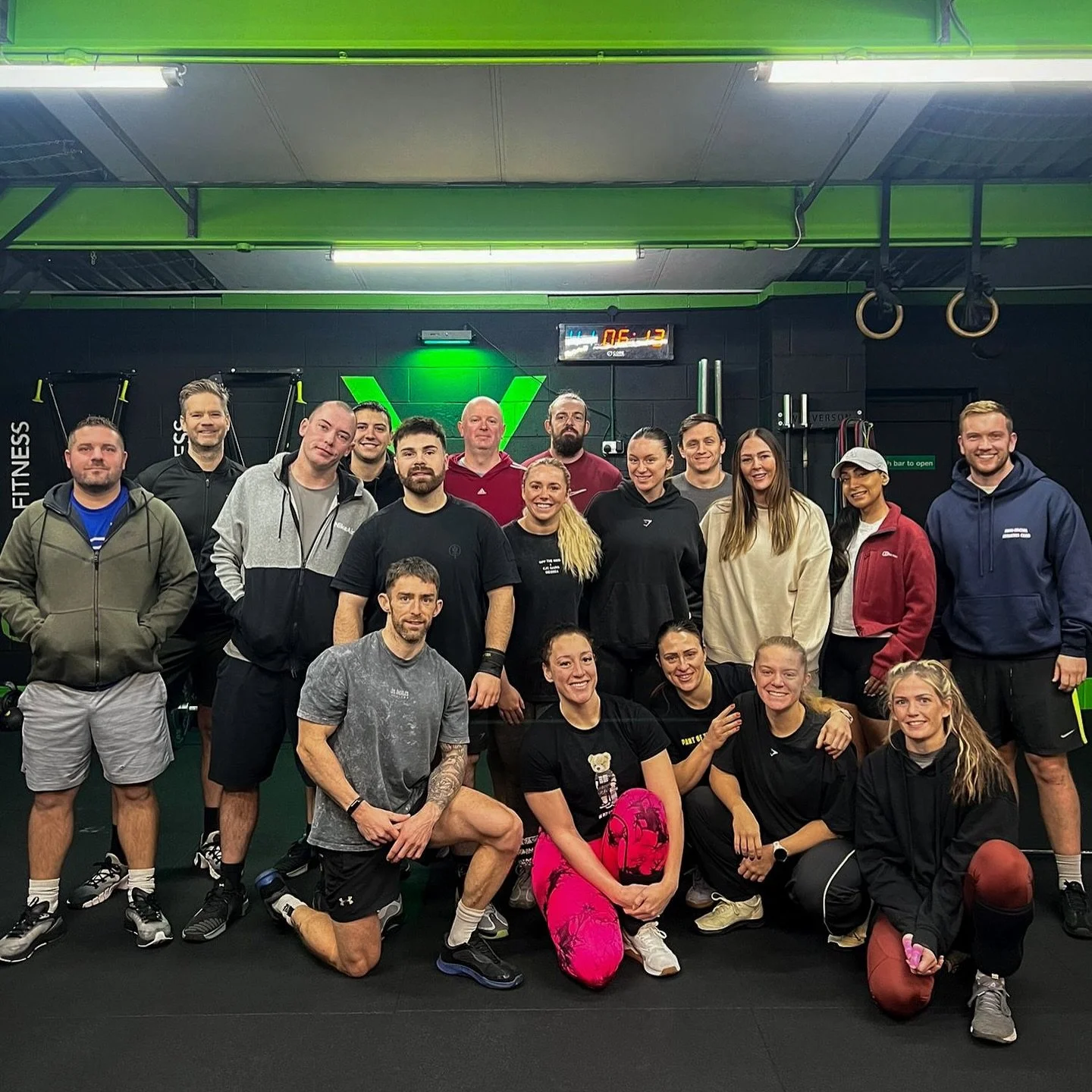 A &lsquo;Big Birthday Bash&rsquo; for our partner endurance class this morning 👌🏼!

As always, a fantastic turn out from our community, followed with some @bostinbakery cookies to celebrate, provided by the GM and birthday boy himself @with.ricky ?