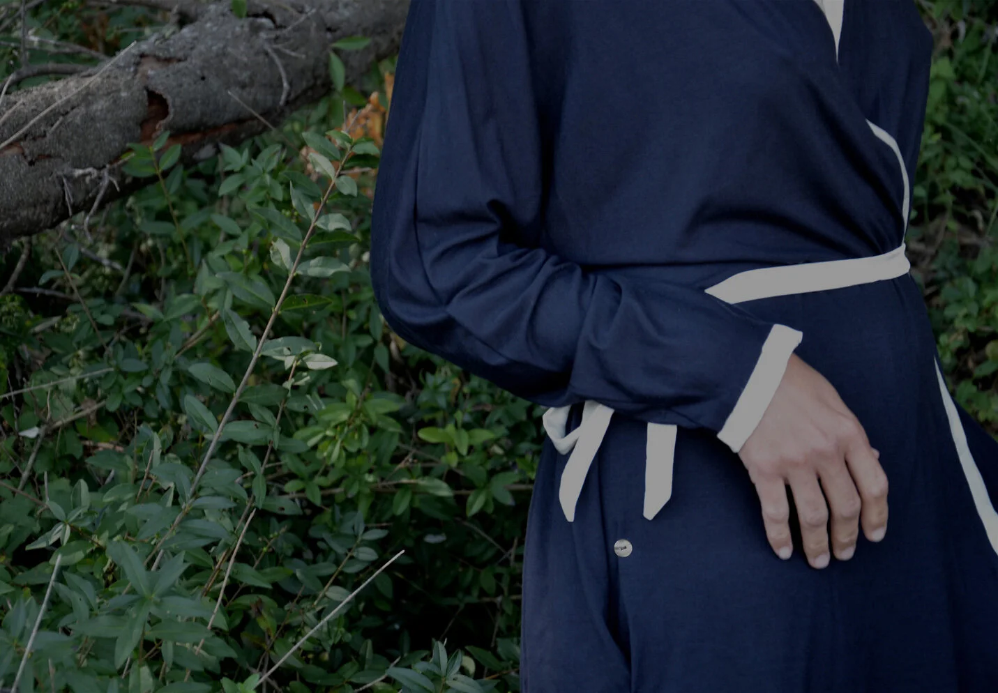 KIMONO DETAIL.jpg