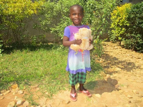 Janette is doing well and growing. Olive took her a new friend, yellow bear.