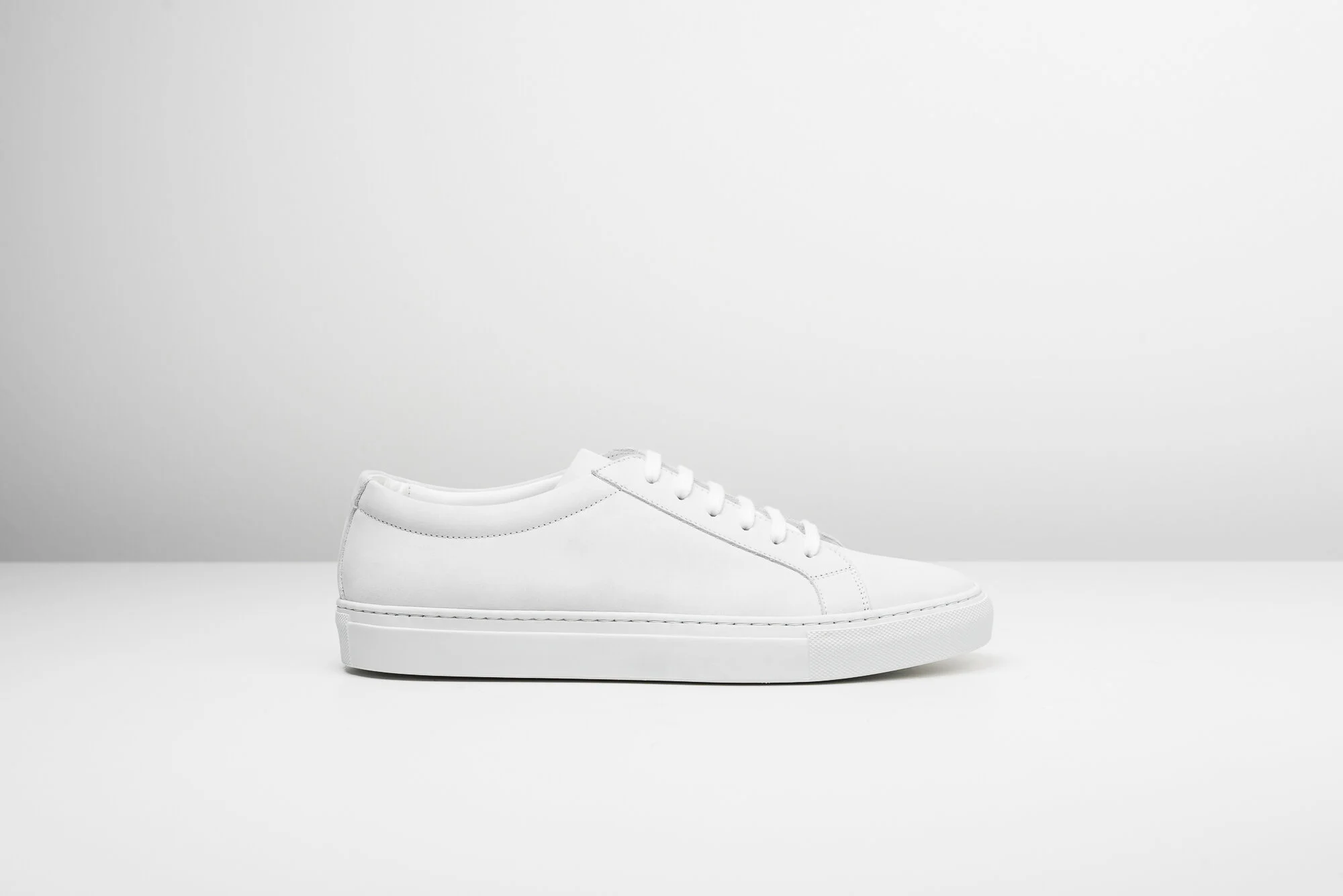 Essential Sneakers White Nubuck Artisan Lab