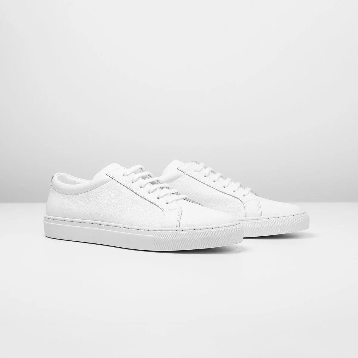 Essential Sneakers - Grained White
