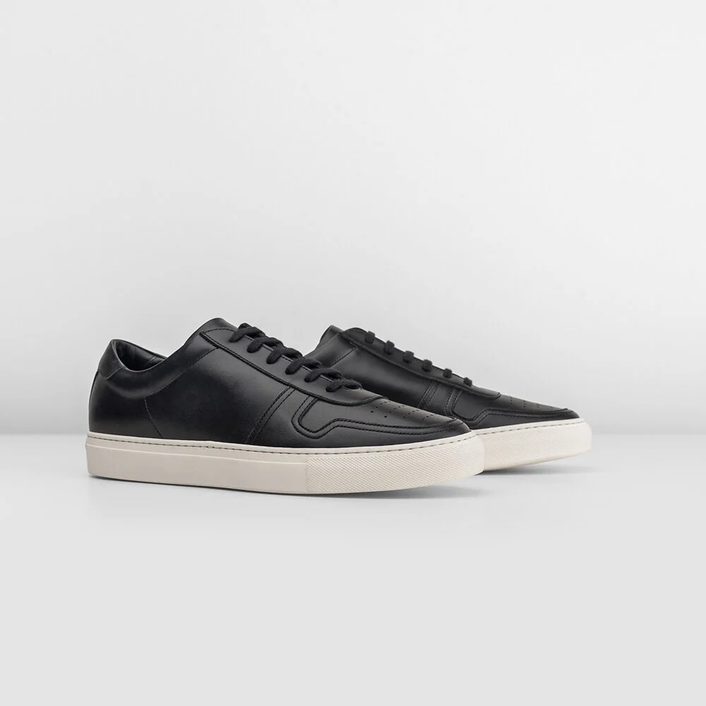 Classic Sneakers - Black Vintage