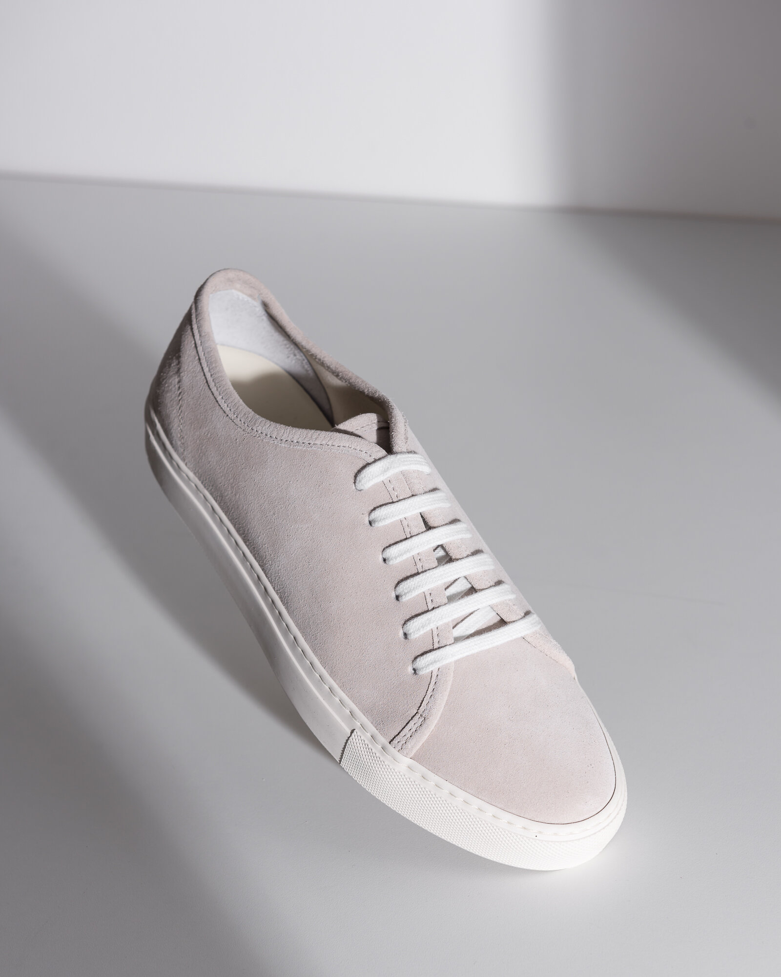 Minimal Sneakers - Talc Suede | Artisan Lab