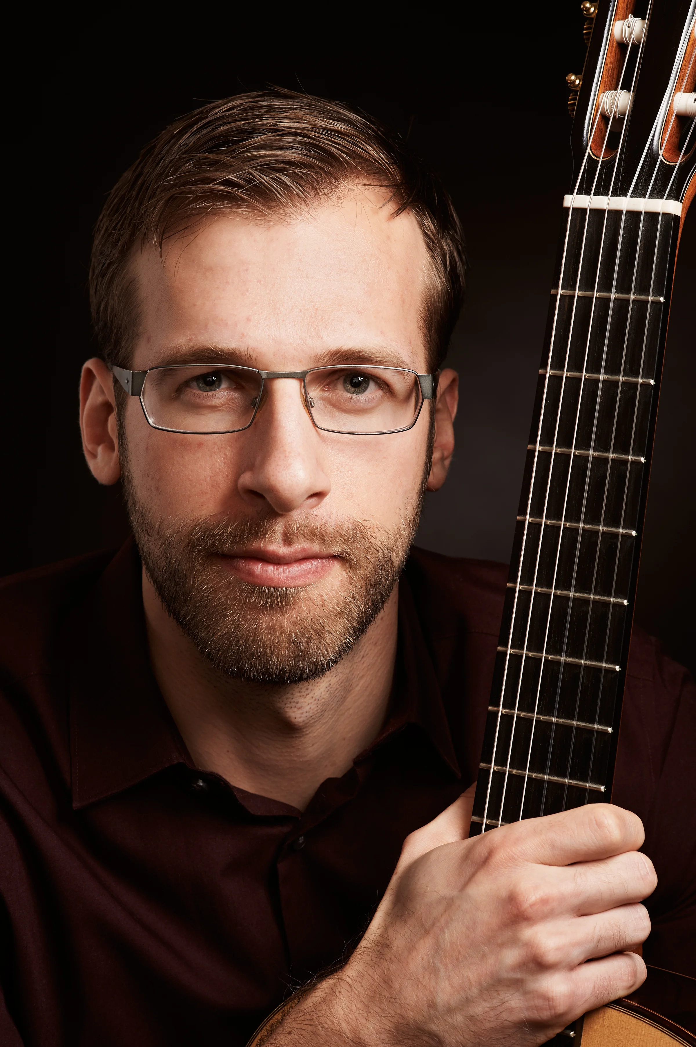 Erik's_Headshots_1166.jpg