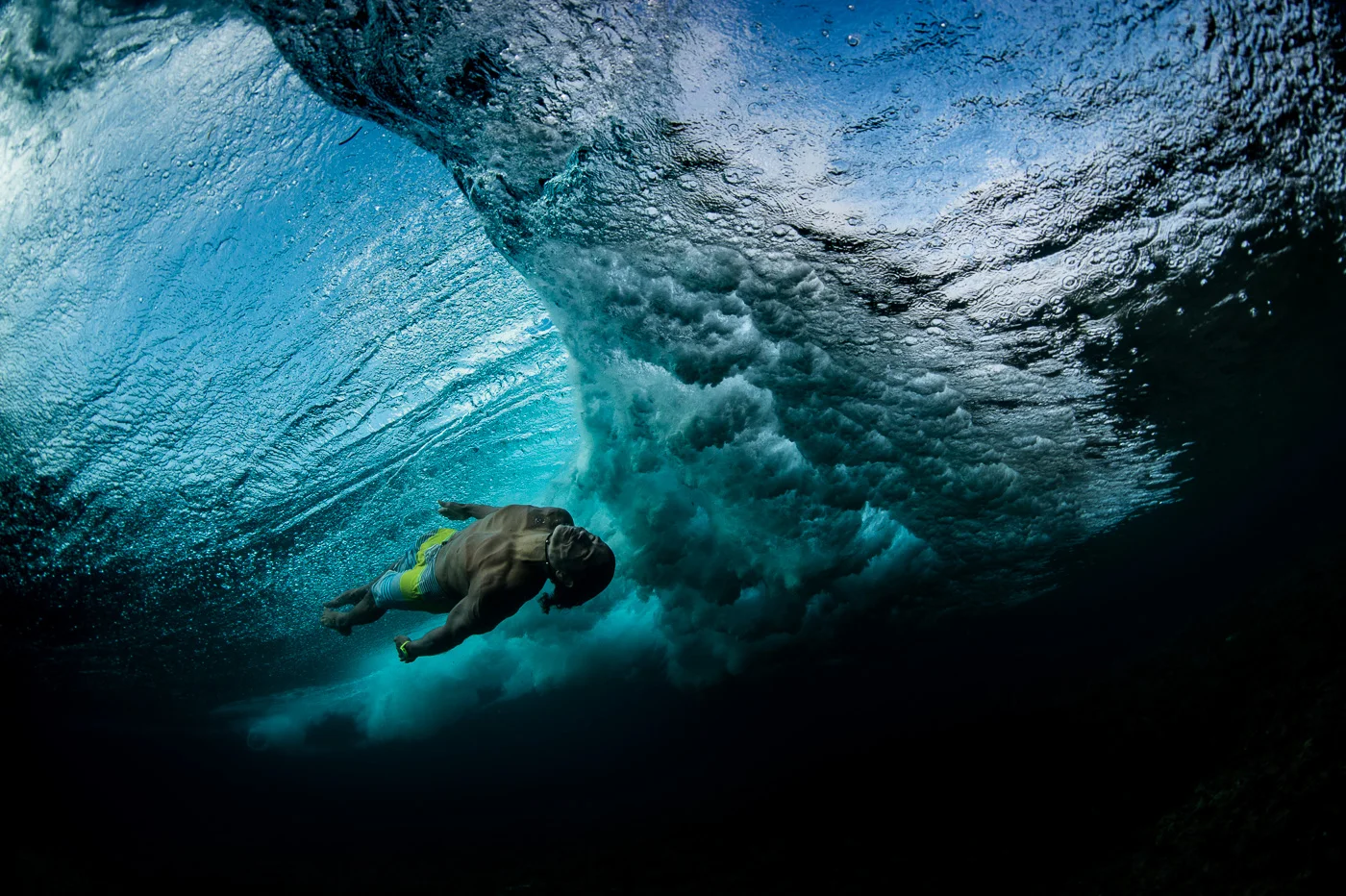 underwater_body_surfing.jpg