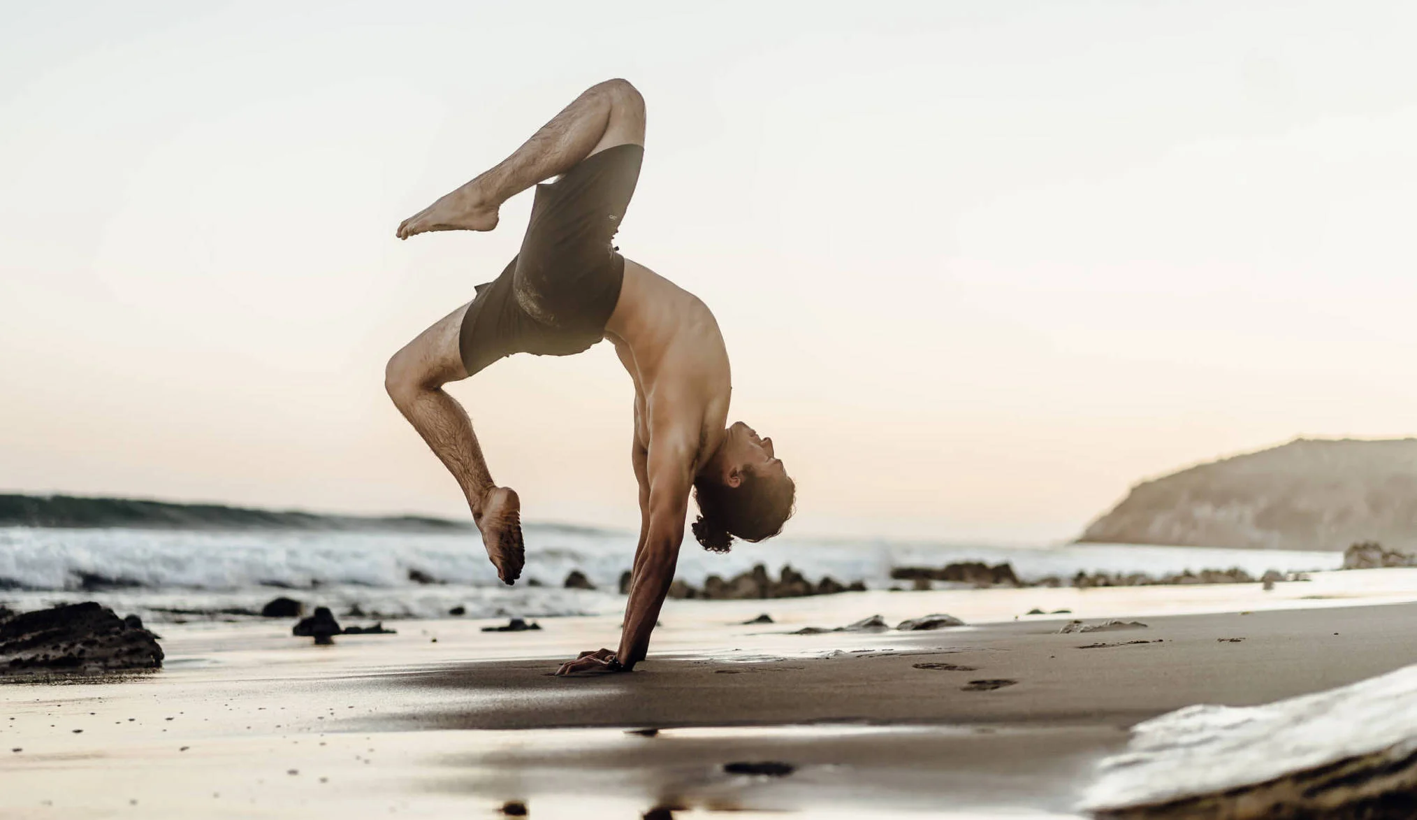 JONAH-KEST-yogimen.jpg