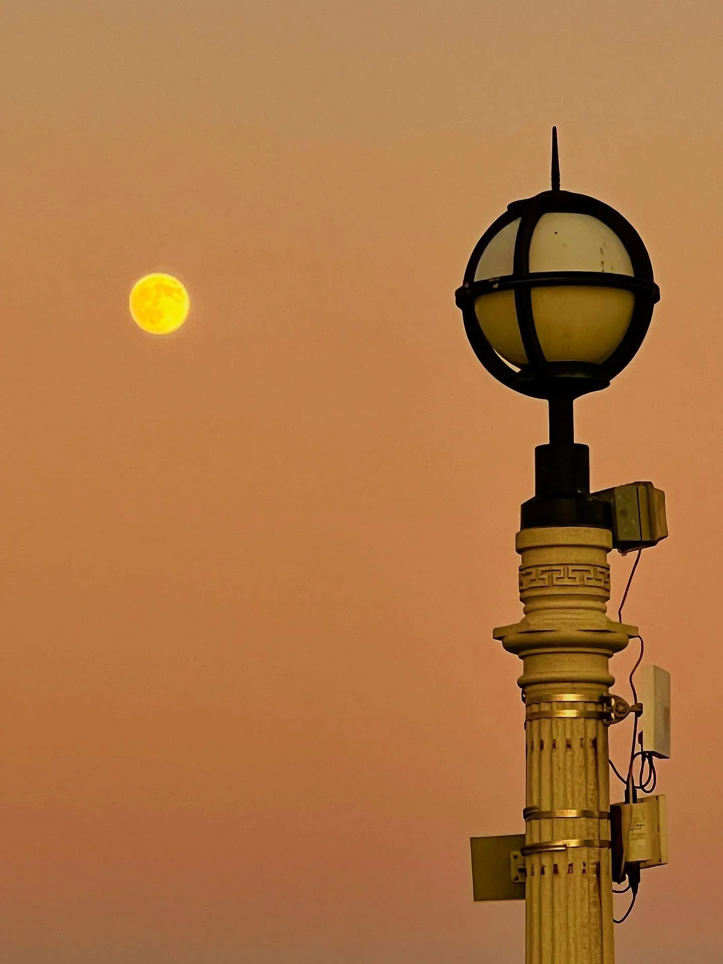 When the sun goes down and the Hunter’s Moon comes up 🌝… we have officially entered 🚀ROCKTOBER🚀 stepping back into our happy space, we have 2️⃣ shows coming up, with some very cool folks.
First up, in the Green House this Sat (11th),