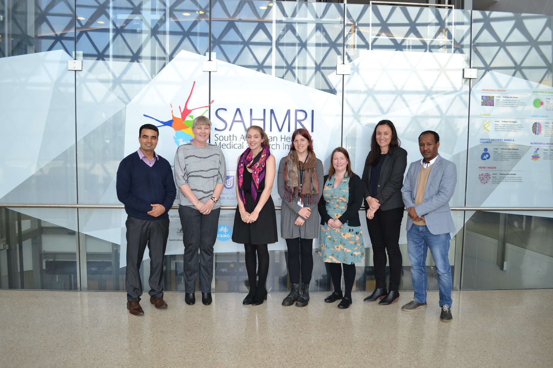DSC_2236 Team ROSA SAHMRI foyer_small.jpg