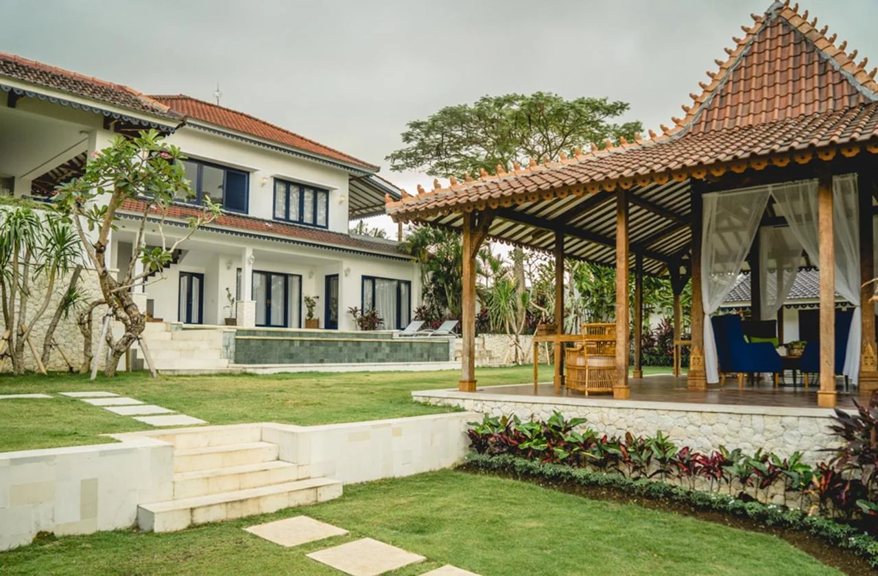 Exterior Common Areas