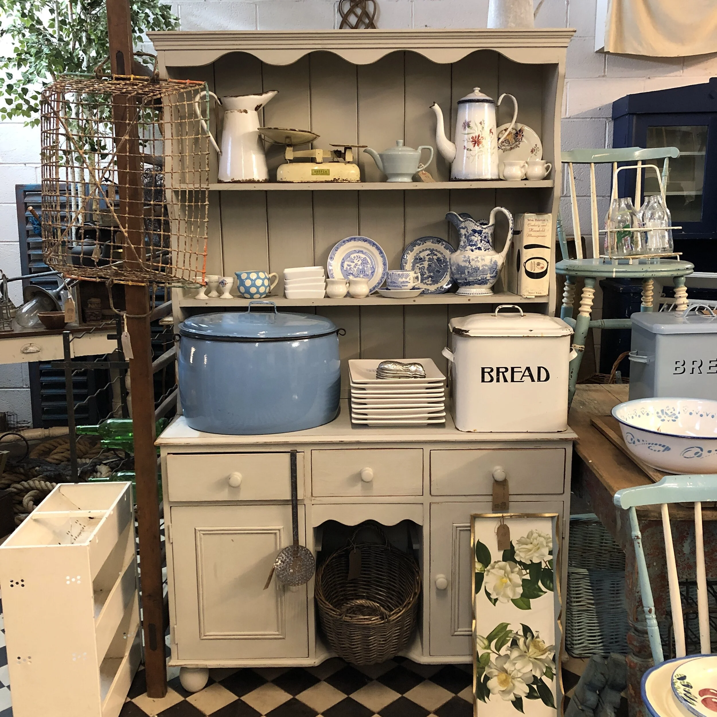 Dairy House Antiques & Interiors