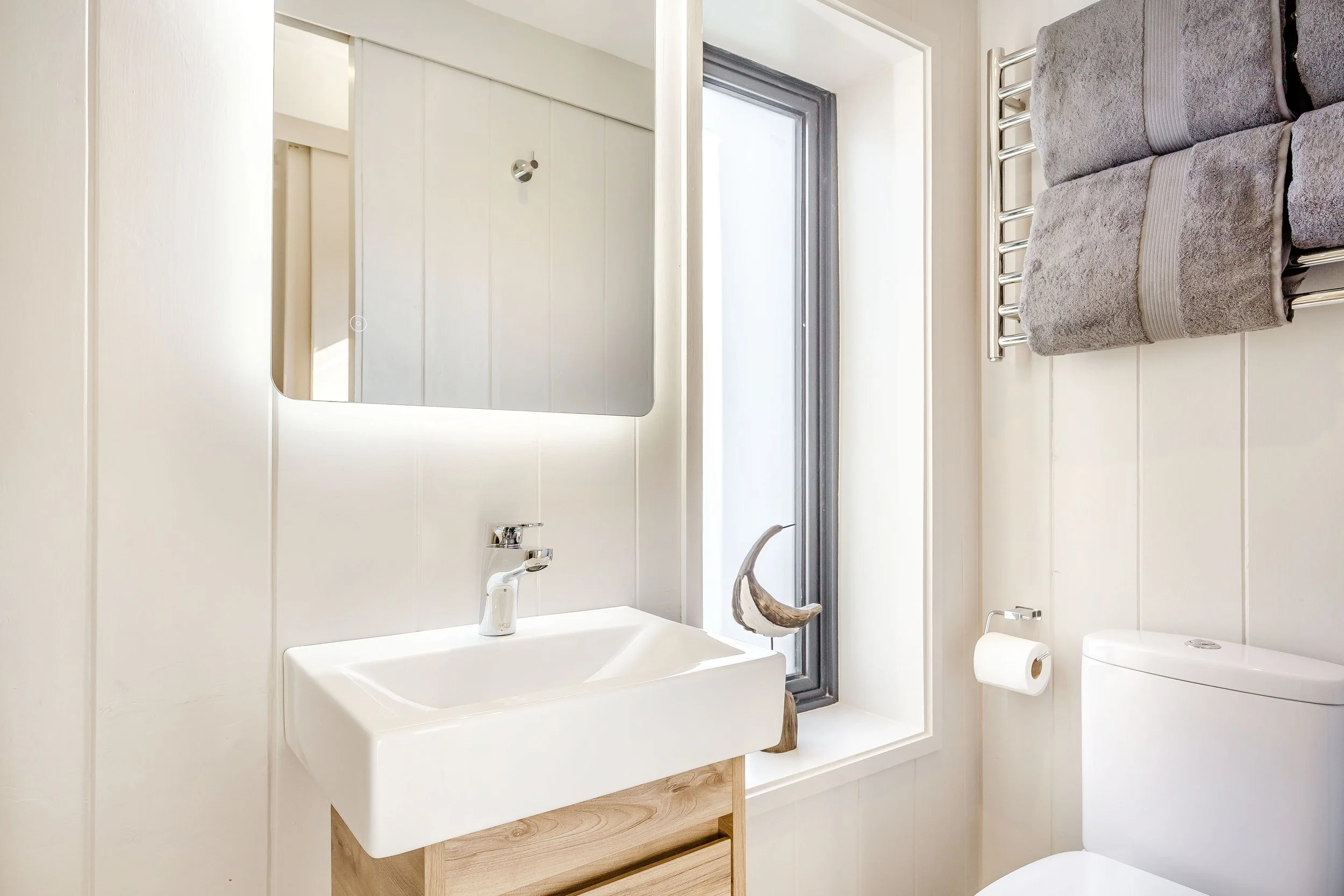 PP Shower Room.JPG