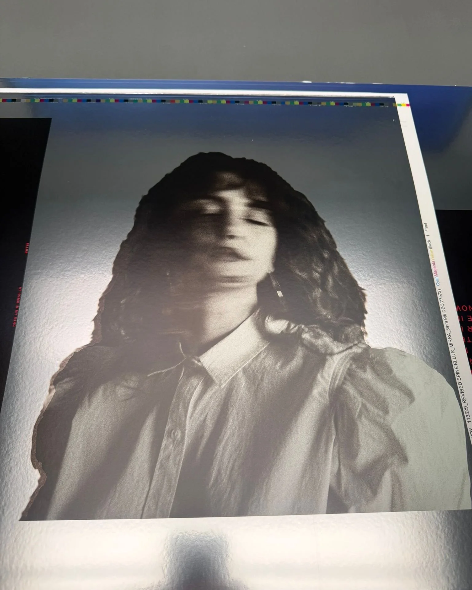 Hot off the press - the Dinked exclusive mirraboard sleeve of the ELLUR record. Looking extra splendid eh?!

Out a month from now, pre-order your copy via the link in our bio!

Have LOVED hearing their newest track, Dream of Mine, all over @bbc6music