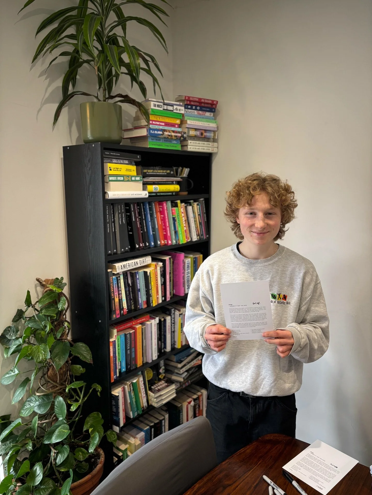 📸 BTS - Here is Adam @wingroulette signing the inserts for our forthcoming #earlydoors #DinkedEdition

MISSED IT JUST THE ONCE
Dinked Early Doors Edition 6
Released: 27th February 2026 on @memorialsofdistinction