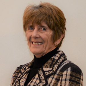 Maggie Sparks Maggie has 40 years experience in Housing Development and Management. Her career commenced at Merseyside Improved Houses (now Riverside). She retired after 20 years as Chief Executive, from Family Housing Association in Birkenhead. Maggie is former Board Member and former Chair of PHA and was elected Chair of Wirral Partnership Homes (now Magenta Living), when transfer of the housing stock took place from Wirral Borough Council. She was also a Founding Trustee of Port Sunlight Village Trust and became Chair in 2007, a position she currently holds. Maggie is Chair of the Commercial Board.