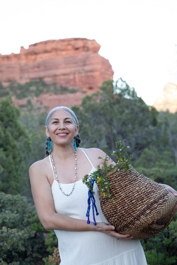 Good Food Book Club's Virtual Discussion with "Earth Medicines" Author: Felicia Cocotzin Ruiz